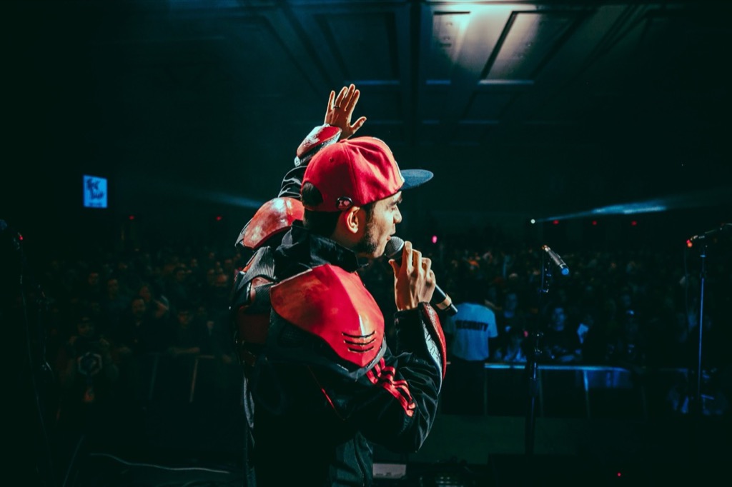 Dj Cutman performing live
